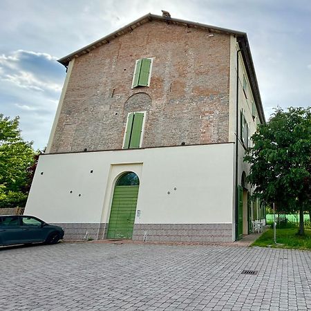Intero Appartamento Con Giardino In Palazzo Del 1600 Campogalliano Ngoại thất bức ảnh